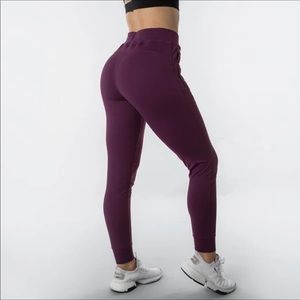 Alphalete Premium Joggers